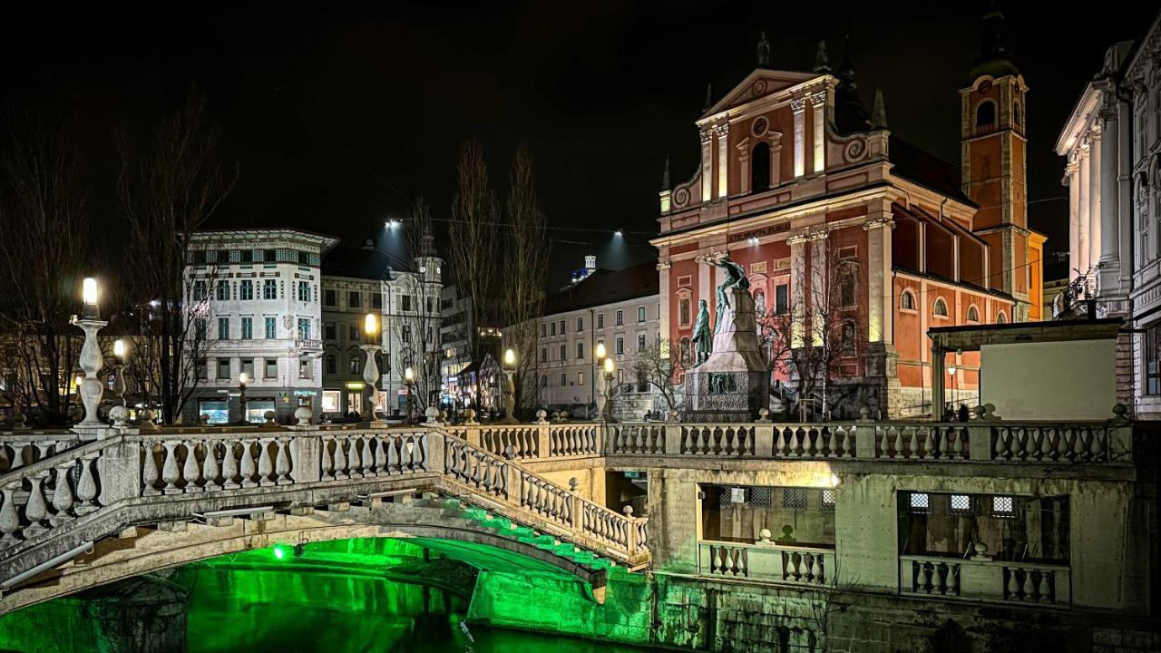 Apartment Ema Ljubljana Buitenkant foto